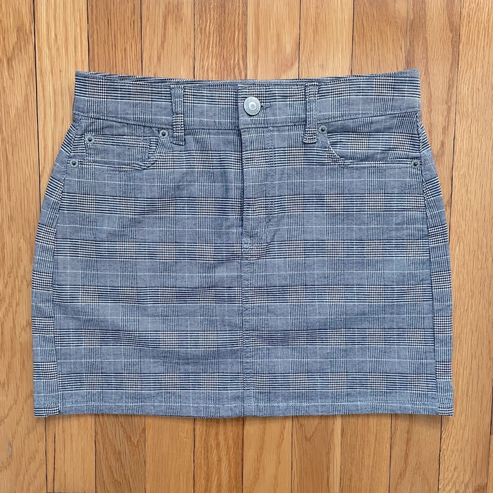 American Eagle High Rise Plaid Mini Skirt